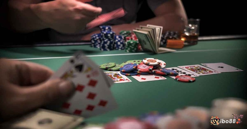Chiến thuật và mẹo chơi Poker hiệu quả chia sẻ chi tiết