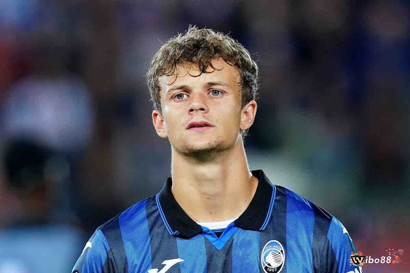Top trung vệ hay nhất Serie A Giorgio Scalvini